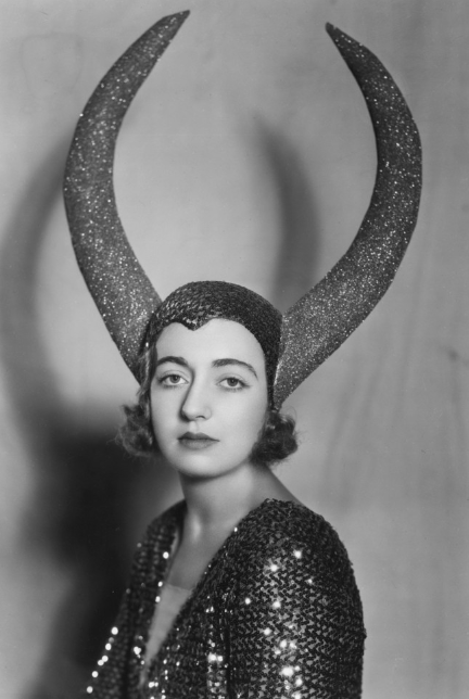 Celebrity Horn